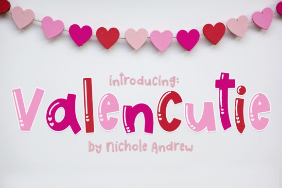 Valencutie: A Playful Handwritten Display Font